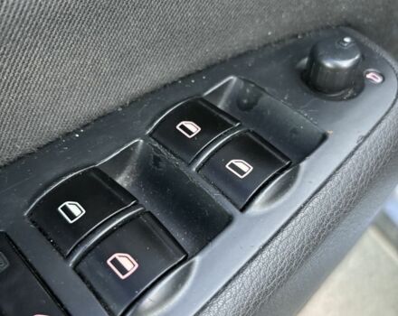 Серый Ауди А4, объемом двигателя 1.8 л и пробегом 292 тыс. км за 5200 $, фото 11 на Automoto.ua