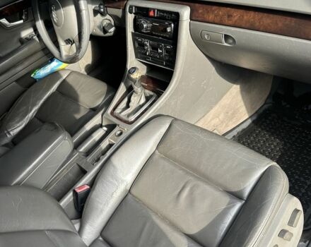Сірий Ауді А4, об'ємом двигуна 1.9 л та пробігом 386 тис. км за 1950 $, фото 6 на Automoto.ua