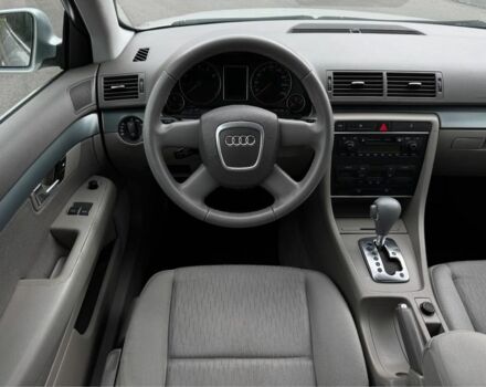 Серый Ауди А4, объемом двигателя 2 л и пробегом 239 тыс. км за 7200 $, фото 13 на Automoto.ua