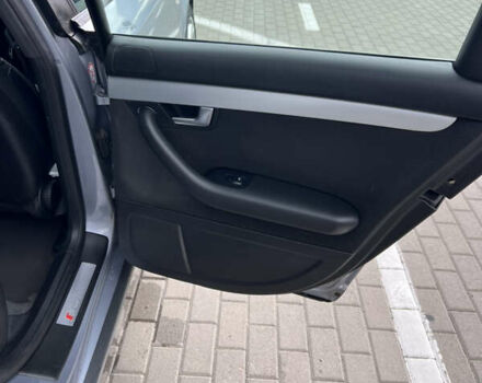 Сірий Ауді А4, об'ємом двигуна 2 л та пробігом 208 тис. км за 7400 $, фото 10 на Automoto.ua