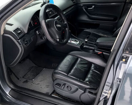 Сірий Ауді А4, об'ємом двигуна 1.8 л та пробігом 272 тис. км за 6500 $, фото 10 на Automoto.ua