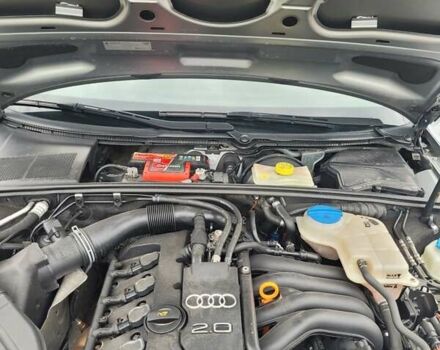 Сірий Ауді А4, об'ємом двигуна 2 л та пробігом 203 тис. км за 6999 $, фото 16 на Automoto.ua