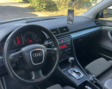 Ауди А4 2005 в Смеле на Automoto.ua Серый Ауди А4, объемом двигателя 1.97 л и пробегом 290 тыс. км за 5999 $, фото 5 на Automoto.ua