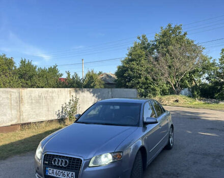 Ауди А4 2005 в Смеле на Automoto.ua Серый Ауди А4, объемом двигателя 1.97 л и пробегом 290 тыс. км за 5999 $, фото 1 на Automoto.ua