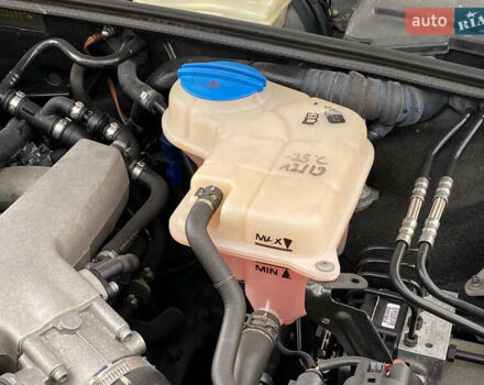 Ауди А4 2005 в Самборе на Automoto.ua Серый Ауди А4, объемом двигателя 1.8 л и пробегом 257 тыс. км за 6999 $, фото 84 на Automoto.ua