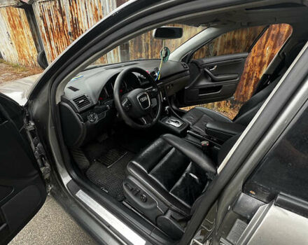 Серый Ауди А4, объемом двигателя 2 л и пробегом 303 тыс. км за 6000 $, фото 5 на Automoto.ua