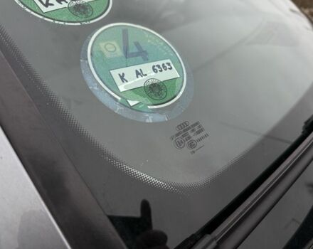 Сірий Ауді А4, об'ємом двигуна 2 л та пробігом 257 тис. км за 7700 $, фото 21 на Automoto.ua