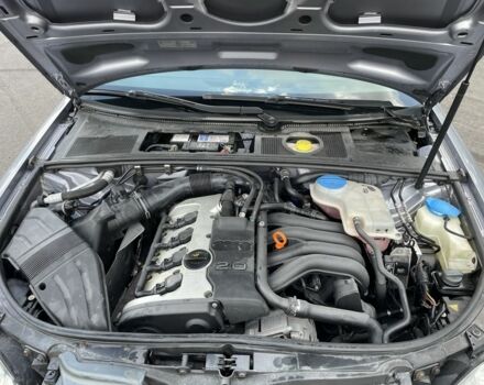 Серый Ауди А4, объемом двигателя 2 л и пробегом 217 тыс. км за 6700 $, фото 5 на Automoto.ua