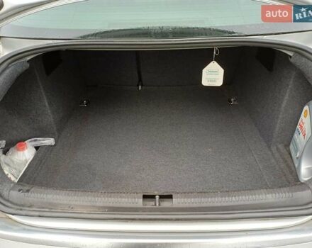 Сірий Ауді А4, об'ємом двигуна 1.6 л та пробігом 181 тис. км за 6400 $, фото 13 на Automoto.ua