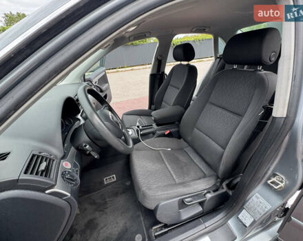 Серый Ауди А4, объемом двигателя 2 л и пробегом 261 тыс. км за 5999 $, фото 14 на Automoto.ua