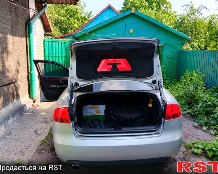 Серый Ауди А4, объемом двигателя 2 л и пробегом 194 тыс. км за 7500 $, фото 5 на Automoto.ua