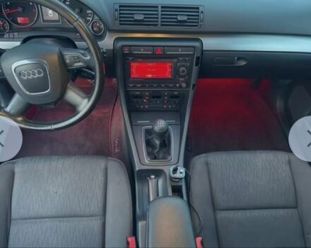 Сірий Ауді А4, об'ємом двигуна 2 л та пробігом 300 тис. км за 2300 $, фото 3 на Automoto.ua