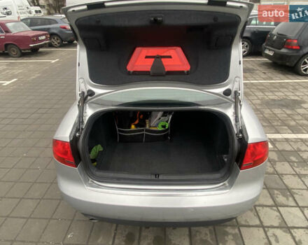 Серый Ауди А4, объемом двигателя 1.6 л и пробегом 152 тыс. км за 7300 $, фото 11 на Automoto.ua