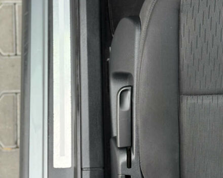 Сірий Ауді А4, об'ємом двигуна 1.6 л та пробігом 193 тис. км за 6500 $, фото 42 на Automoto.ua