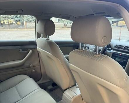 Серый Ауди А4, объемом двигателя 2 л и пробегом 181 тыс. км за 7100 $, фото 3 на Automoto.ua