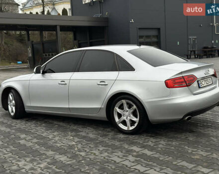 Сірий Ауді А4, об'ємом двигуна 2.7 л та пробігом 265 тис. км за 9249 $, фото 4 на Automoto.ua