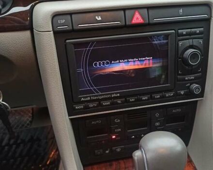 Сірий Ауді А4, об'ємом двигуна 2 л та пробігом 180 тис. км за 8200 $, фото 15 на Automoto.ua