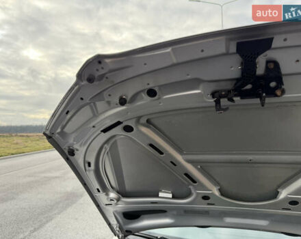 Сірий Ауді А4, об'ємом двигуна 1.6 л та пробігом 176 тис. км за 7999 $, фото 78 на Automoto.ua