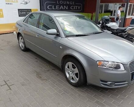 Серый Ауди А4, объемом двигателя 2 л и пробегом 130 тыс. км за 7800 $, фото 1 на Automoto.ua