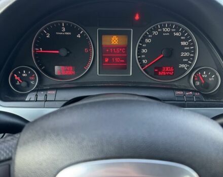 Серый Ауди А4, объемом двигателя 2 л и пробегом 250 тыс. км за 3650 $, фото 13 на Automoto.ua