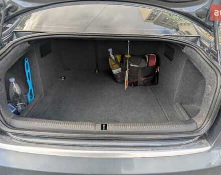 Сірий Ауді А4, об'ємом двигуна 1.6 л та пробігом 200 тис. км за 6500 $, фото 17 на Automoto.ua