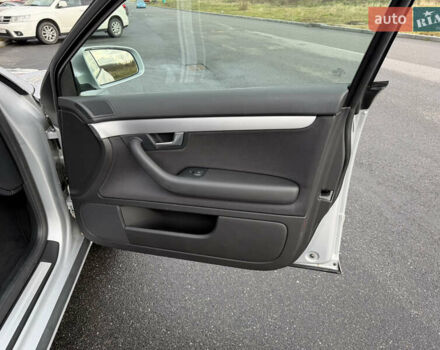 Сірий Ауді А4, об'ємом двигуна 1.6 л та пробігом 176 тис. км за 7999 $, фото 67 на Automoto.ua