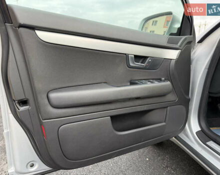 Сірий Ауді А4, об'ємом двигуна 1.6 л та пробігом 176 тис. км за 7999 $, фото 37 на Automoto.ua