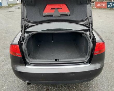 Серый Ауди А4, объемом двигателя 1.6 л и пробегом 208 тыс. км за 7000 $, фото 13 на Automoto.ua