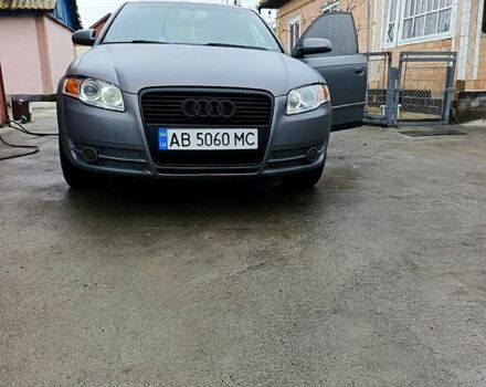 Серый Ауди А4, объемом двигателя 2 л и пробегом 300 тыс. км за 6700 $, фото 5 на Automoto.ua