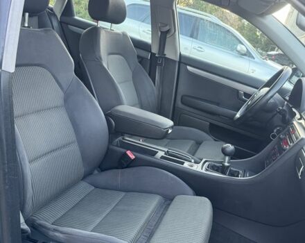 Серый Ауди А4, объемом двигателя 2 л и пробегом 250 тыс. км за 3650 $, фото 16 на Automoto.ua