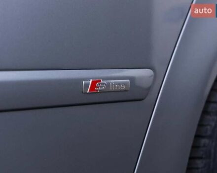 Сірий Ауді А4, об'ємом двигуна 2 л та пробігом 248 тис. км за 7300 $, фото 4 на Automoto.ua