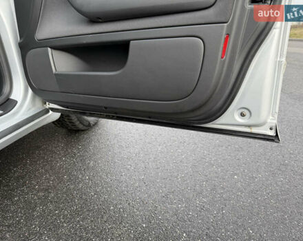 Сірий Ауді А4, об'ємом двигуна 1.6 л та пробігом 176 тис. км за 7999 $, фото 68 на Automoto.ua