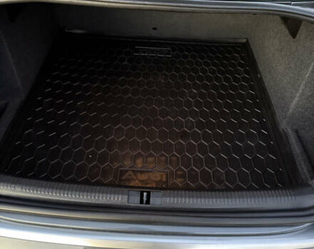 Серый Ауди А4, объемом двигателя 2 л и пробегом 215 тыс. км за 7800 $, фото 30 на Automoto.ua