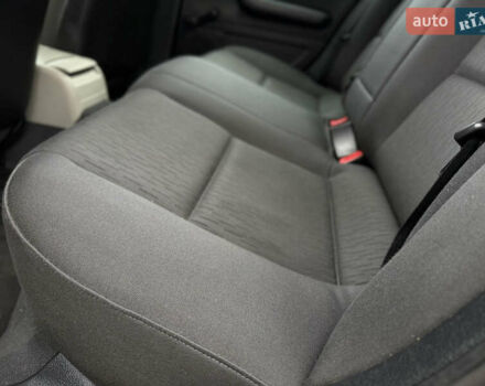 Сірий Ауді А4, об'ємом двигуна 1.6 л та пробігом 193 тис. км за 6500 $, фото 58 на Automoto.ua