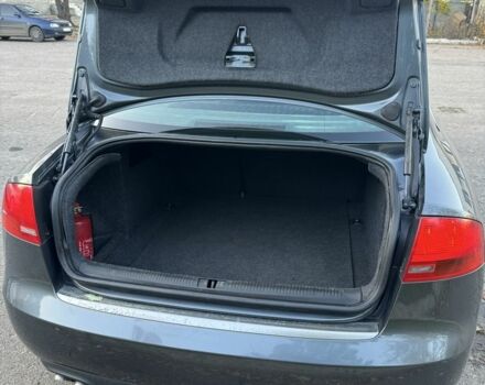 Серый Ауди А4, объемом двигателя 2 л и пробегом 250 тыс. км за 3650 $, фото 20 на Automoto.ua