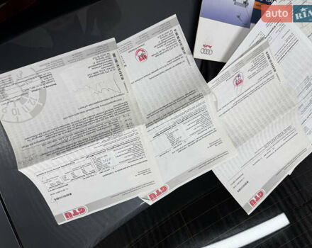 Серый Ауди А4, объемом двигателя 2 л и пробегом 215 тыс. км за 7800 $, фото 45 на Automoto.ua