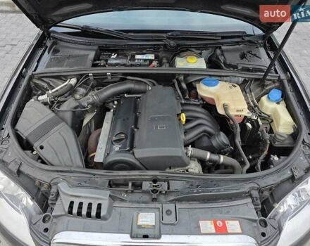 Сірий Ауді А4, об'ємом двигуна 1.6 л та пробігом 207 тис. км за 6500 $, фото 29 на Automoto.ua