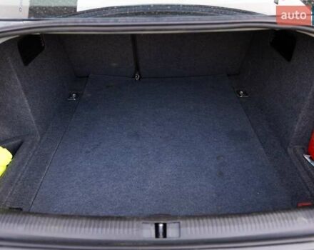 Сірий Ауді А4, об'ємом двигуна 2 л та пробігом 248 тис. км за 7300 $, фото 25 на Automoto.ua