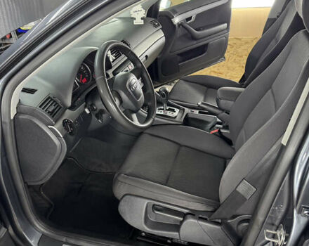 Серый Ауди А4, объемом двигателя 2 л и пробегом 215 тыс. км за 7800 $, фото 15 на Automoto.ua