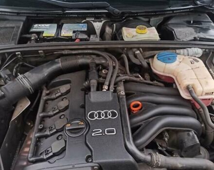 Сірий Ауді А4, об'ємом двигуна 2 л та пробігом 180 тис. км за 8200 $, фото 18 на Automoto.ua