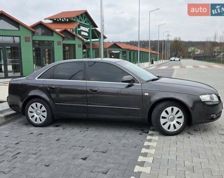 Сірий Ауді А4, об'ємом двигуна 1.6 л та пробігом 207 тис. км за 6500 $, фото 4 на Automoto.ua