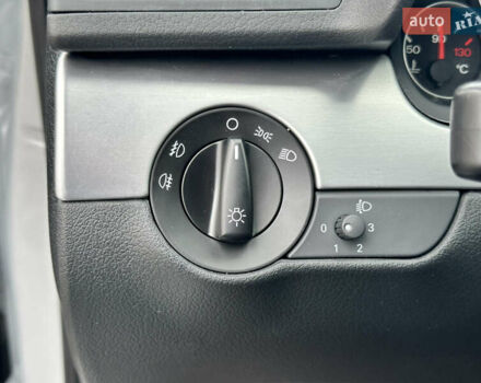 Серый Ауди А4, объемом двигателя 1.6 л и пробегом 171 тыс. км за 8599 $, фото 41 на Automoto.ua