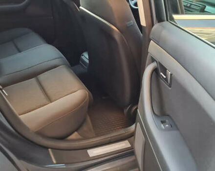 Сірий Ауді А4, об'ємом двигуна 1.6 л та пробігом 166 тис. км за 7100 $, фото 11 на Automoto.ua