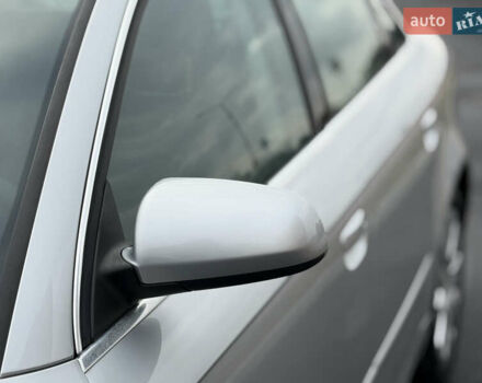 Сірий Ауді А4, об'ємом двигуна 1.6 л та пробігом 176 тис. км за 7999 $, фото 4 на Automoto.ua