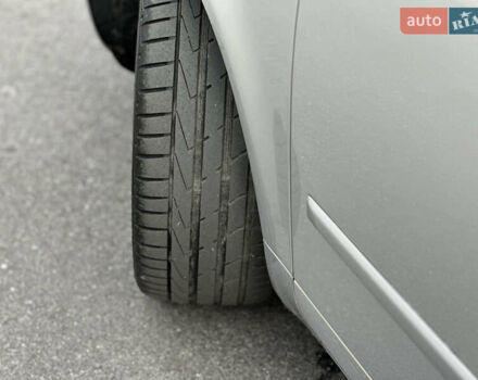 Серый Ауди А4, объемом двигателя 1.6 л и пробегом 171 тыс. км за 8599 $, фото 14 на Automoto.ua