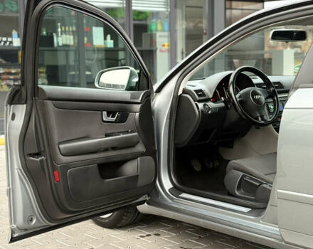 Сірий Ауді А4, об'ємом двигуна 1.6 л та пробігом 193 тис. км за 6500 $, фото 36 на Automoto.ua