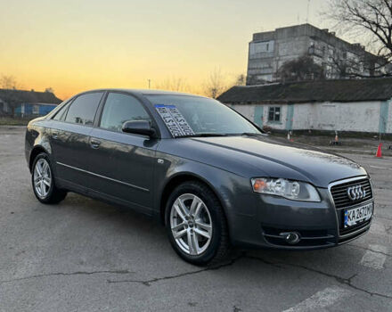 Серый Ауди А4, объемом двигателя 2 л и пробегом 215 тыс. км за 7800 $, фото 5 на Automoto.ua