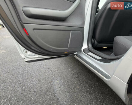 Сірий Ауді А4, об'ємом двигуна 1.6 л та пробігом 176 тис. км за 7999 $, фото 54 на Automoto.ua