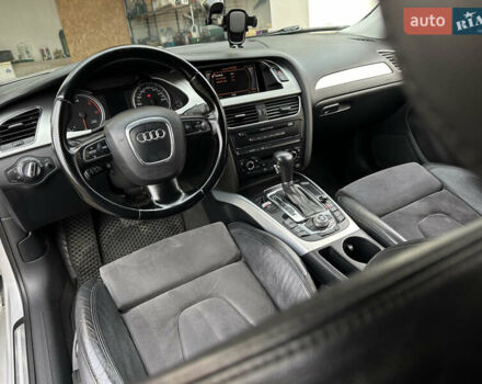 Сірий Ауді А4, об'ємом двигуна 2.7 л та пробігом 265 тис. км за 9249 $, фото 10 на Automoto.ua