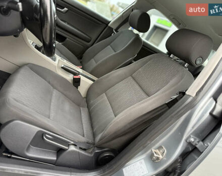 Сірий Ауді А4, об'ємом двигуна 1.6 л та пробігом 193 тис. км за 6500 $, фото 39 на Automoto.ua